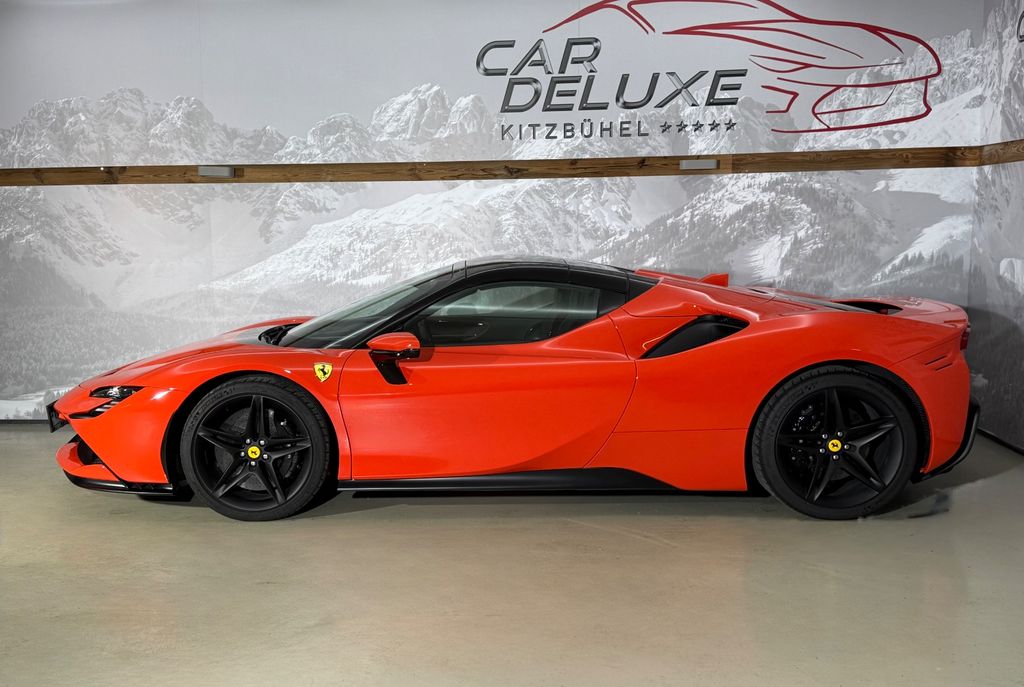 Ferrari SF90 2023