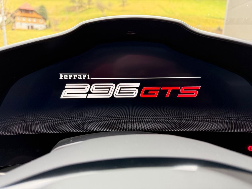 Ferrari 296 GTS 2025