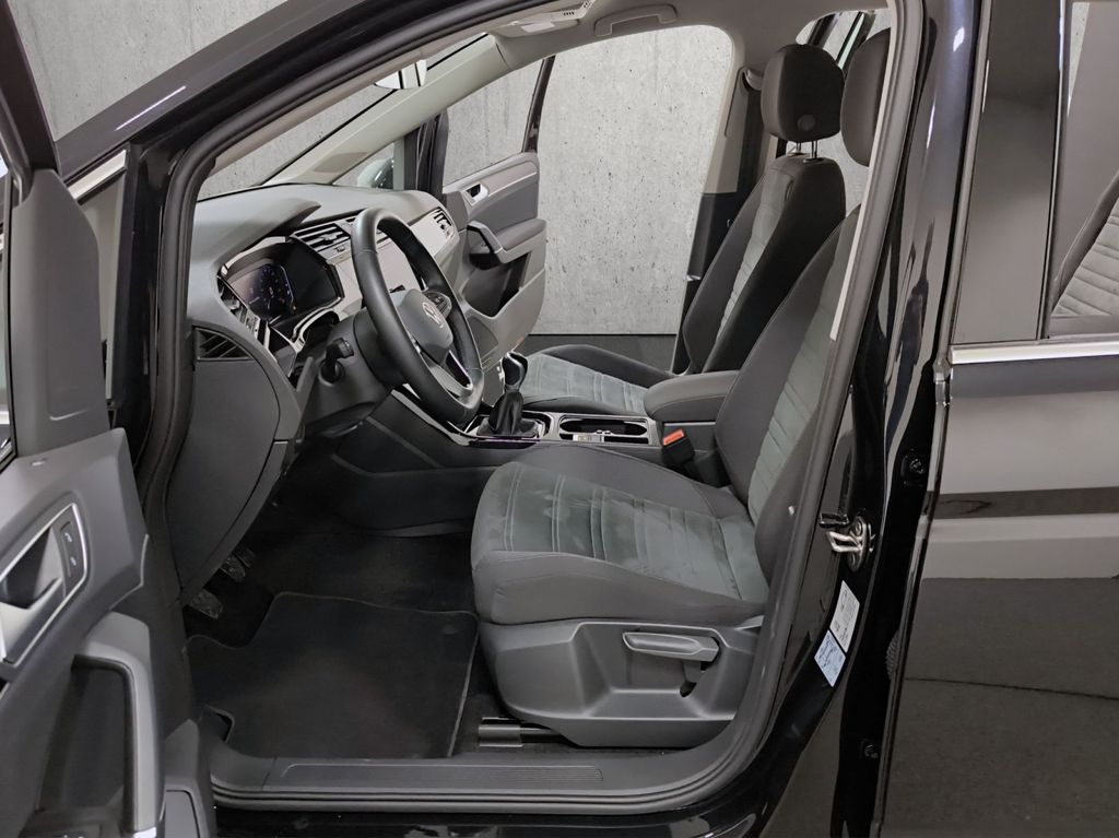 Volkswagen Touran 2024