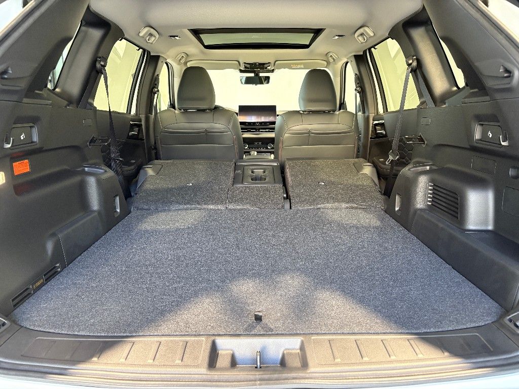 Mitsubishi Outlander 2025