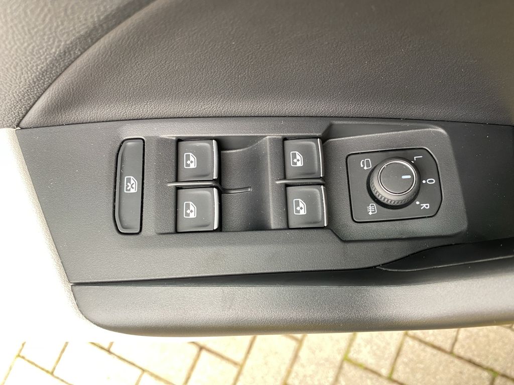 Volkswagen T-Cross 2024