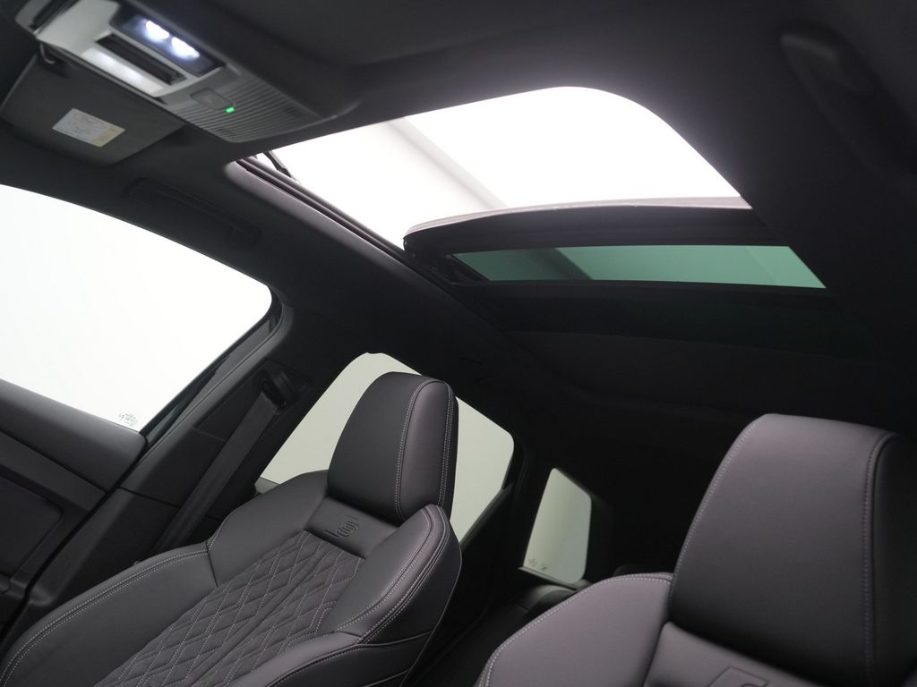 Audi Q4 2025