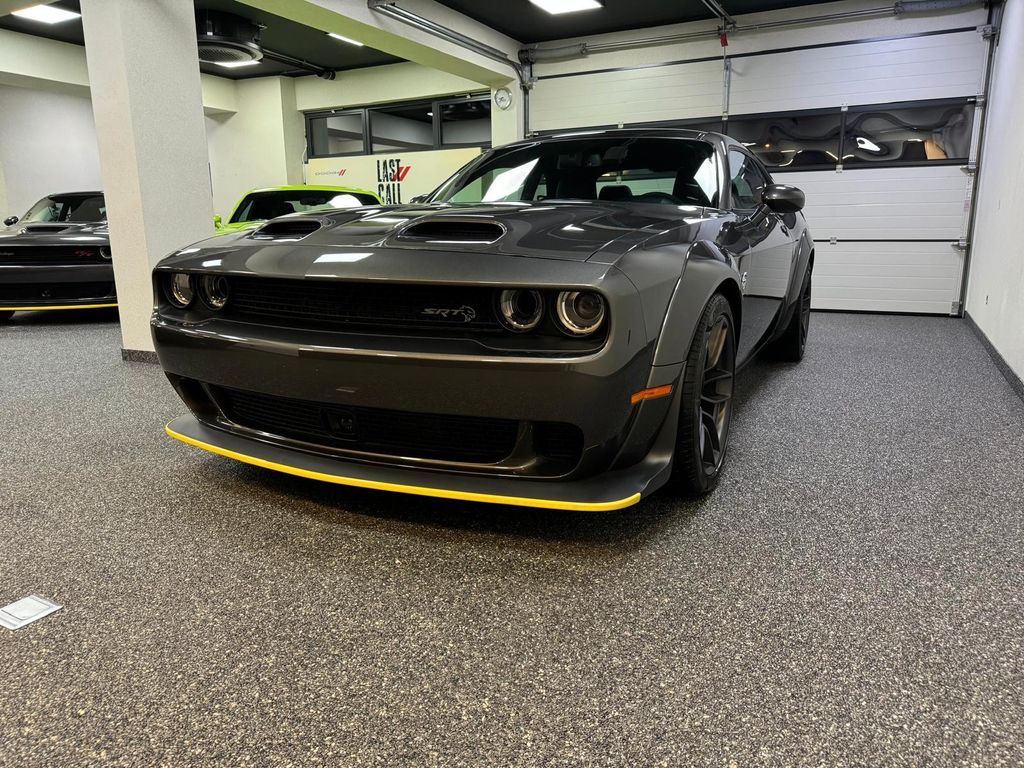 Dodge Challenger