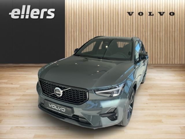 Volvo XC40 2025