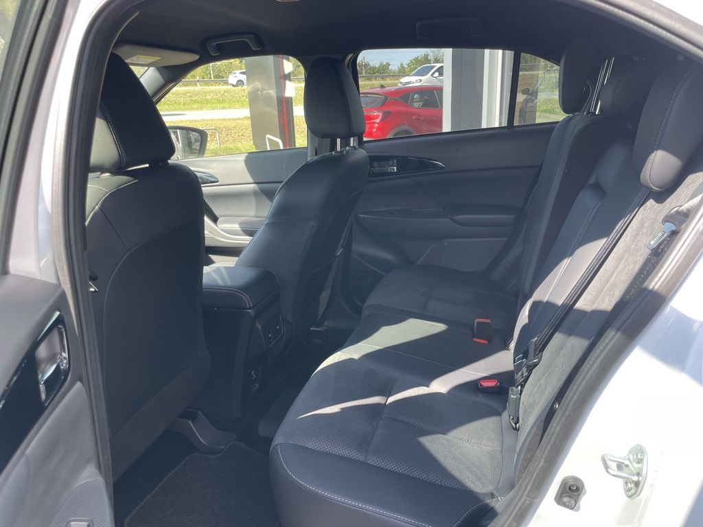 Mitsubishi Eclipse Cross 2024