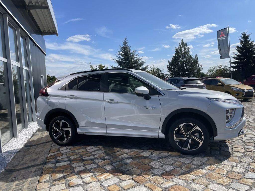 Mitsubishi Eclipse Cross 2024