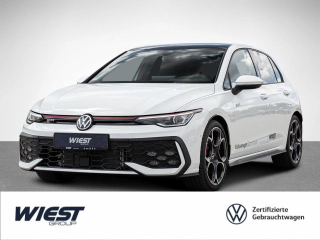 Volkswagen Golf 2025
