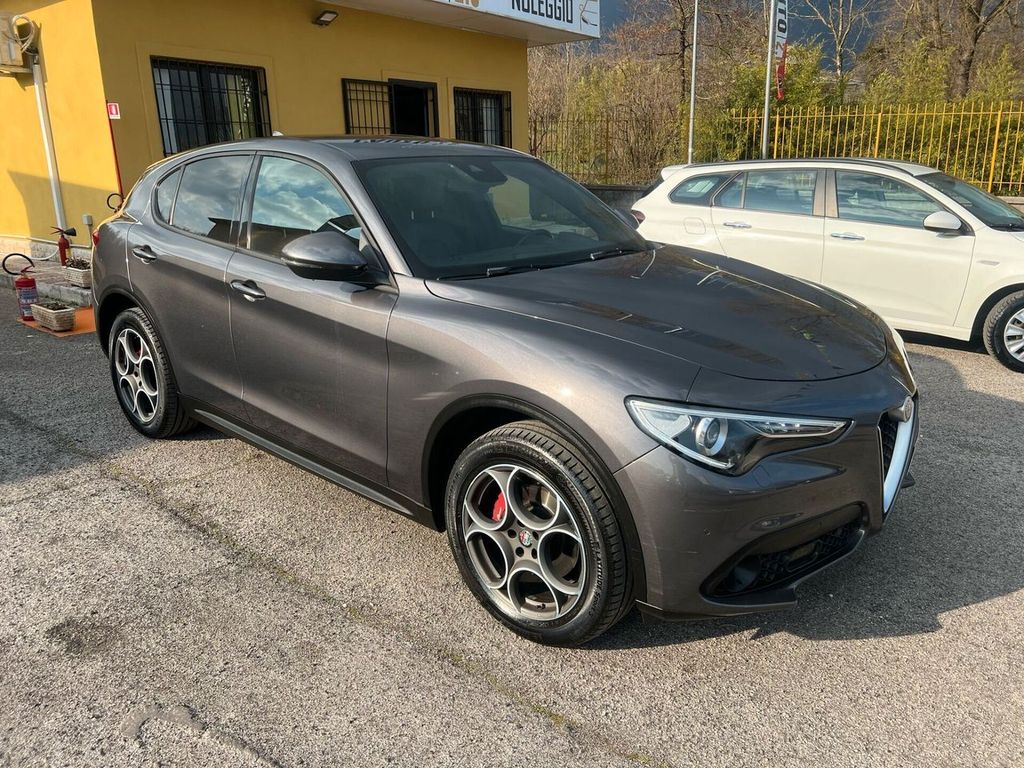 Alfa Romeo Stelvio 2019
