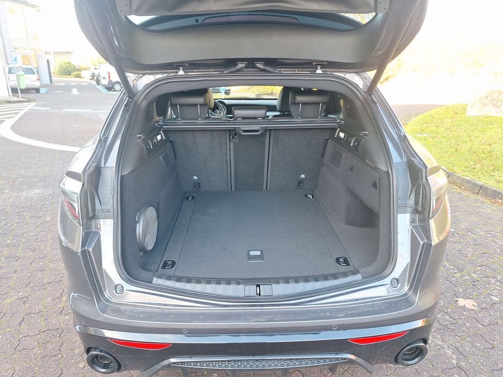 Alfa Romeo Stelvio 2024