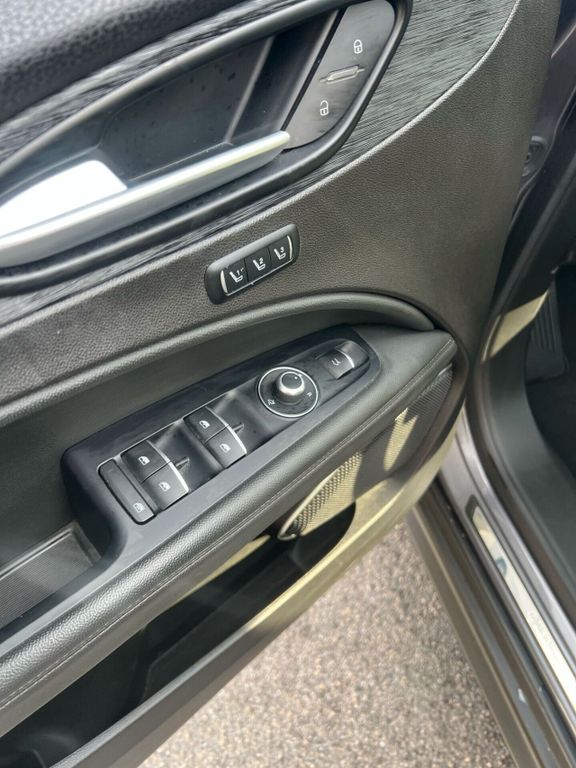 Alfa Romeo Stelvio 2019