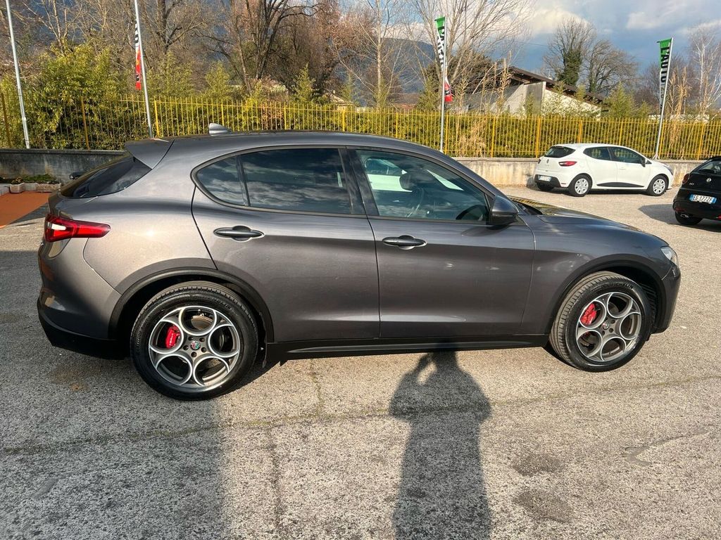 Alfa Romeo Stelvio 2019