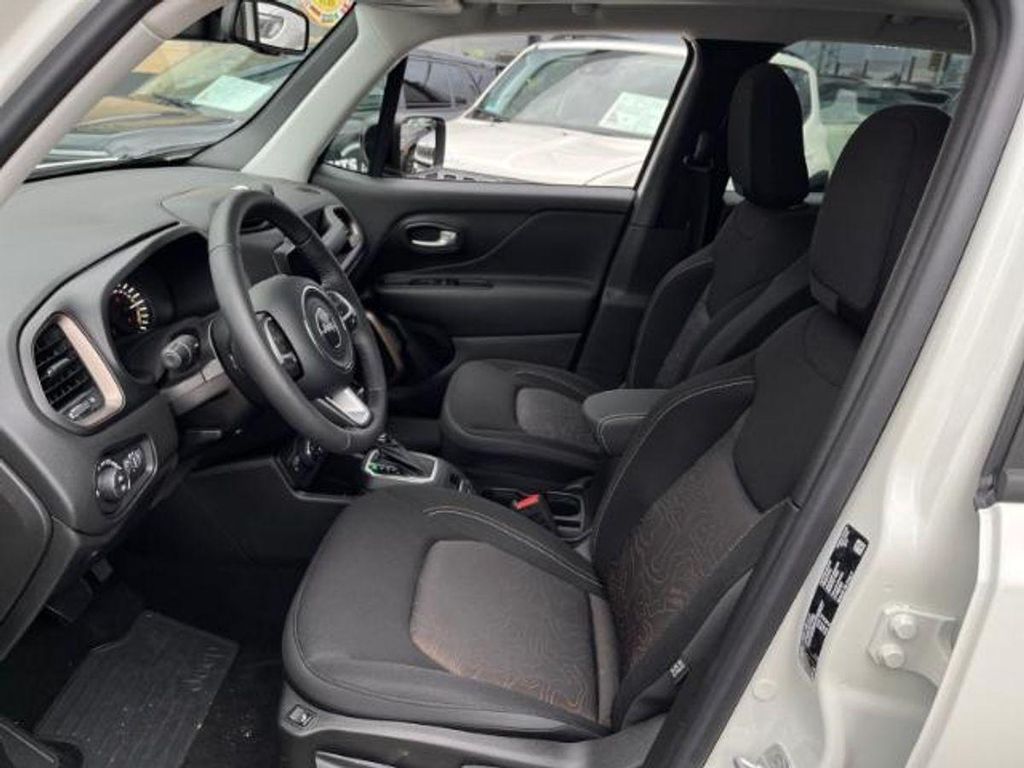 Jeep Renegade 2023