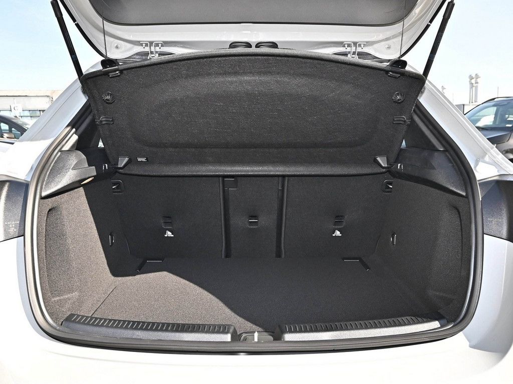 Mercedes-Benz A 200 2025