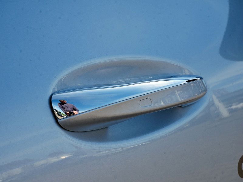 Mercedes-Benz CLA 200 2025