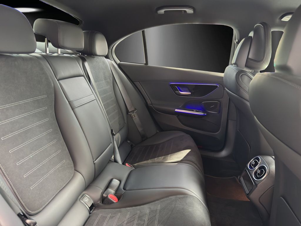 Mercedes-Benz C 220 2025