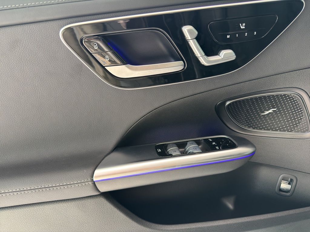 Mercedes-Benz C 220 2025