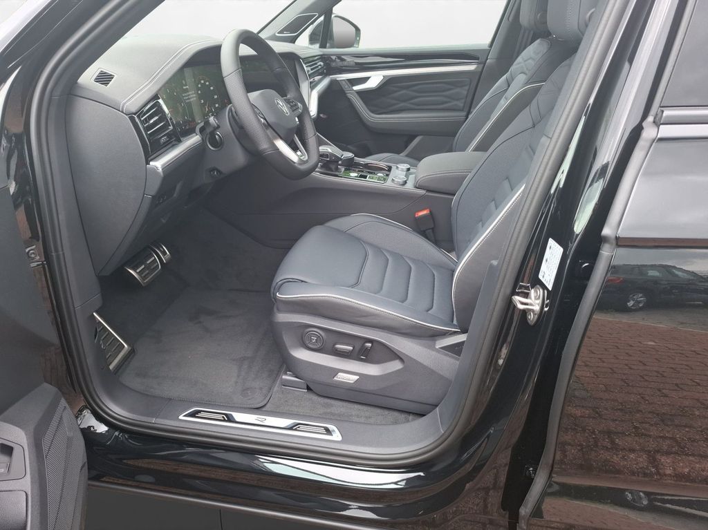 Volkswagen Touareg 2025