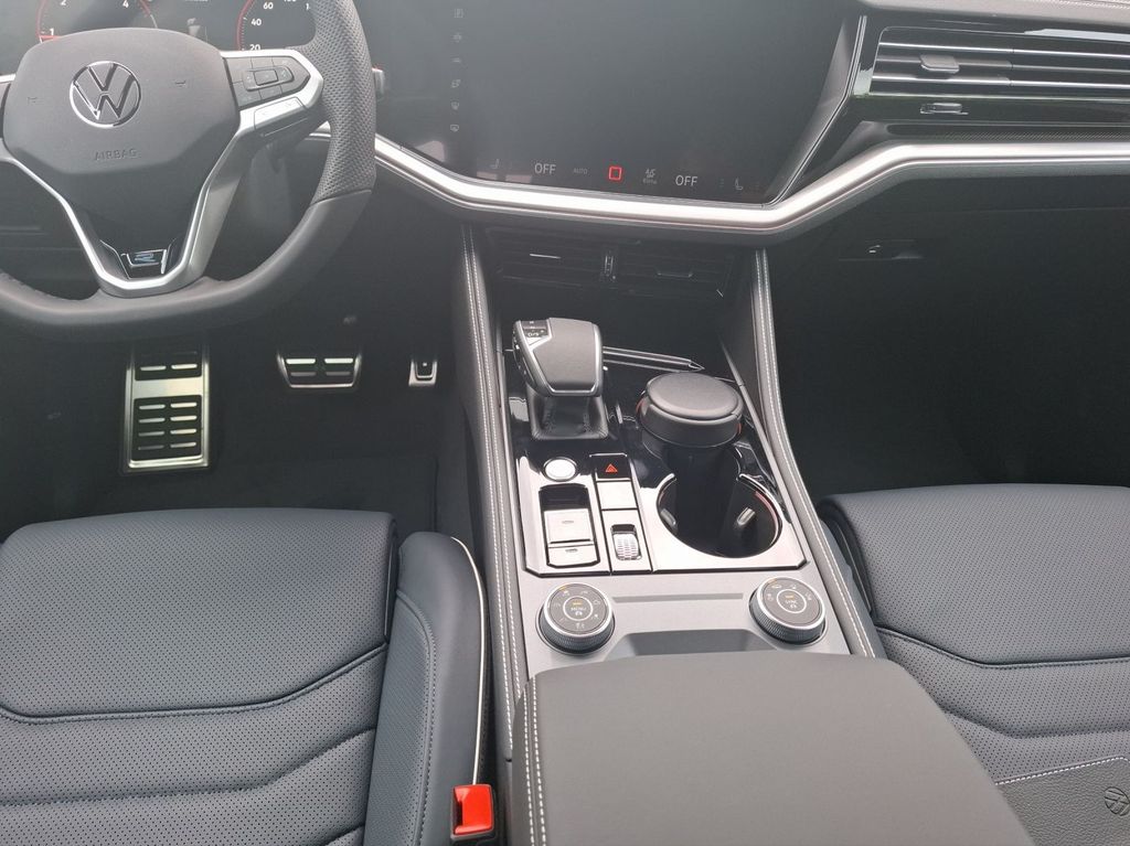 Volkswagen Touareg 2025