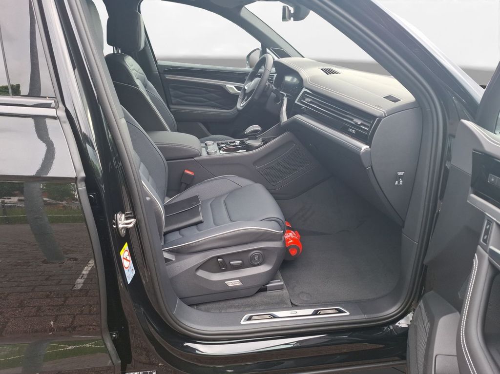 Volkswagen Touareg 2025