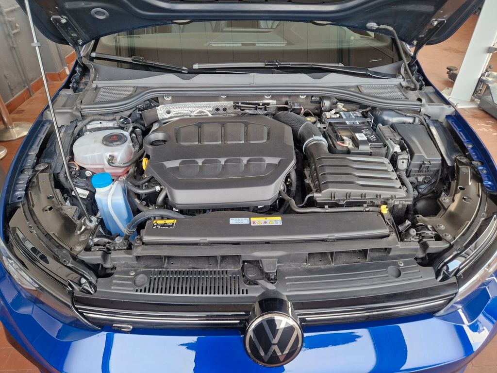 Volkswagen Golf 2021