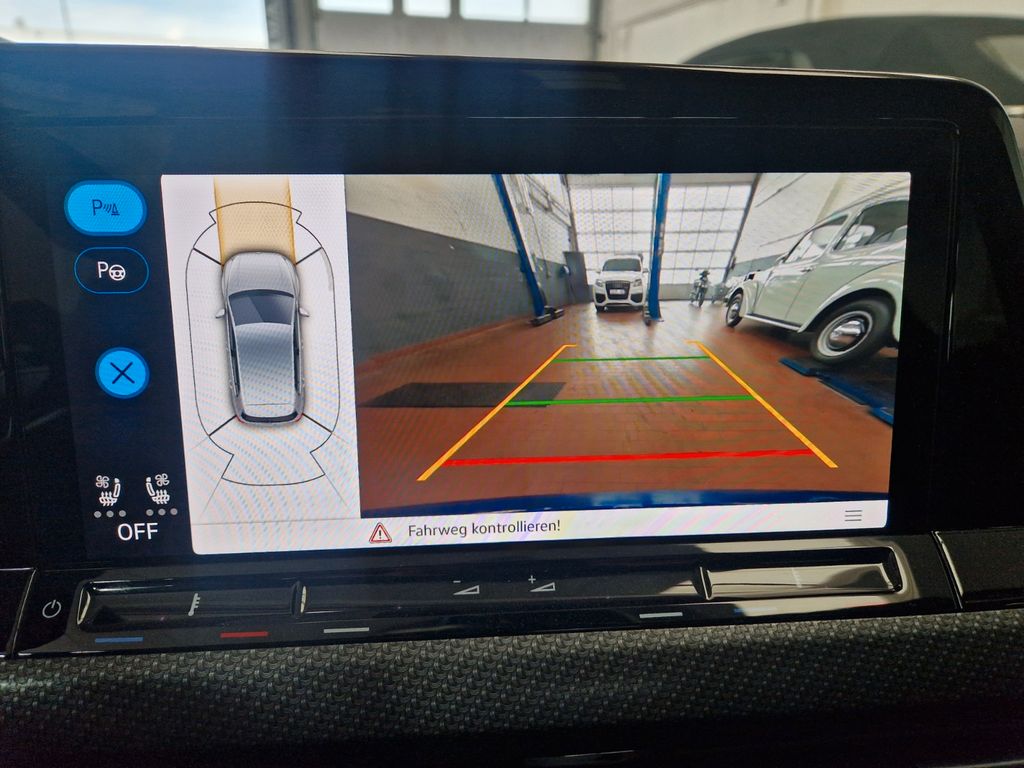 Volkswagen Golf 2021