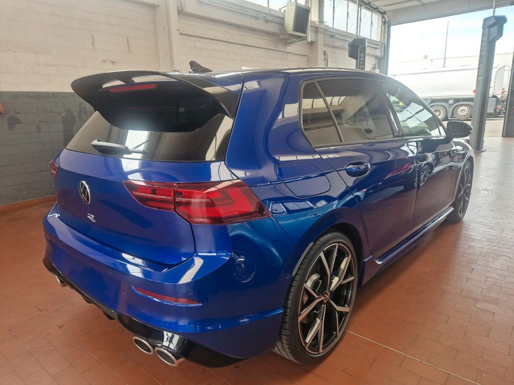 Volkswagen Golf 2021
