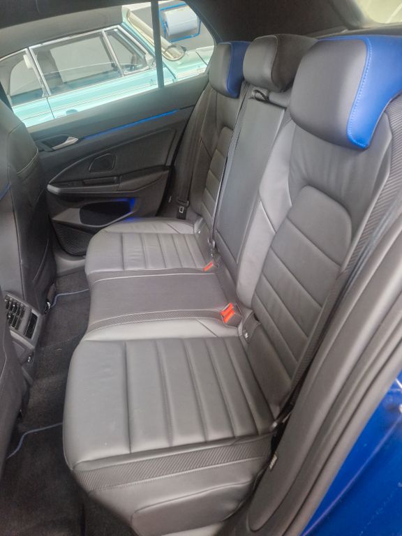 Volkswagen Golf 2021