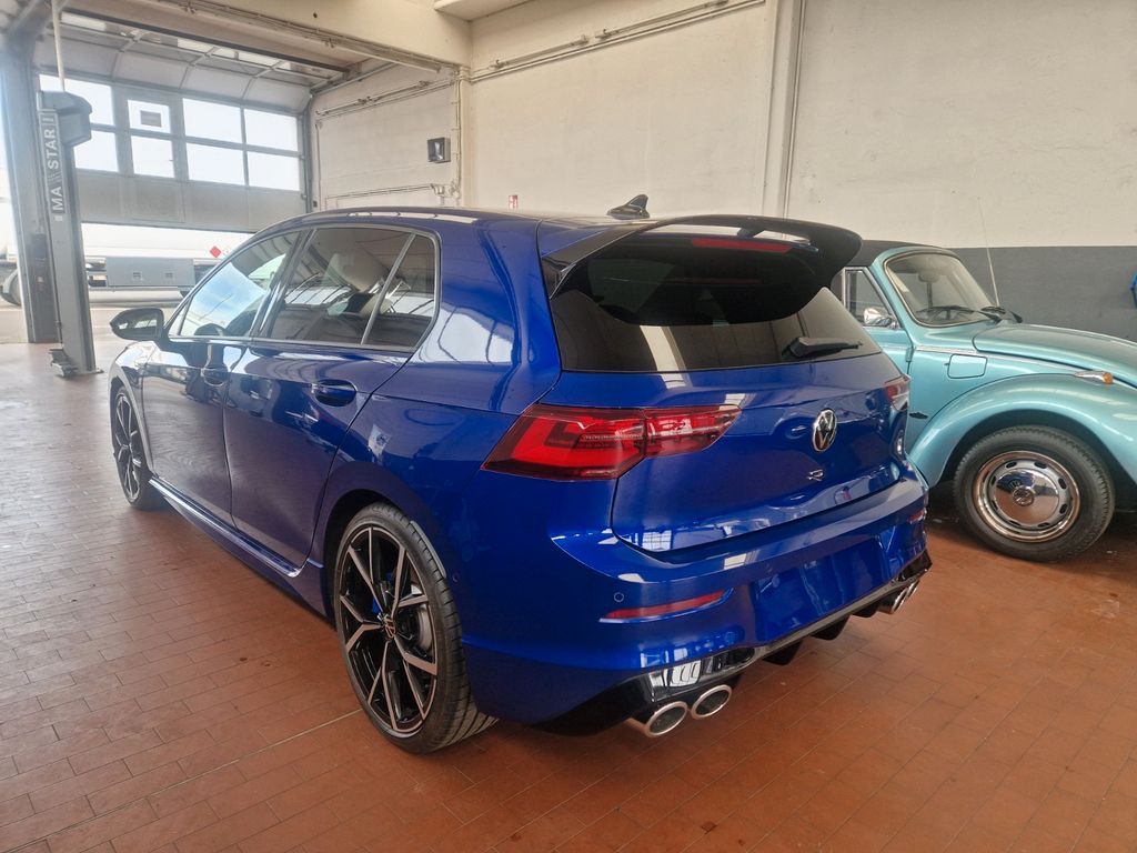 Volkswagen Golf 2021