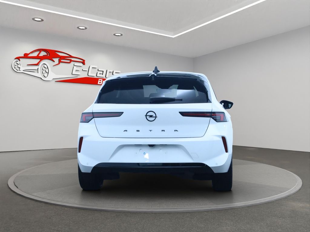 Opel Astra 2023