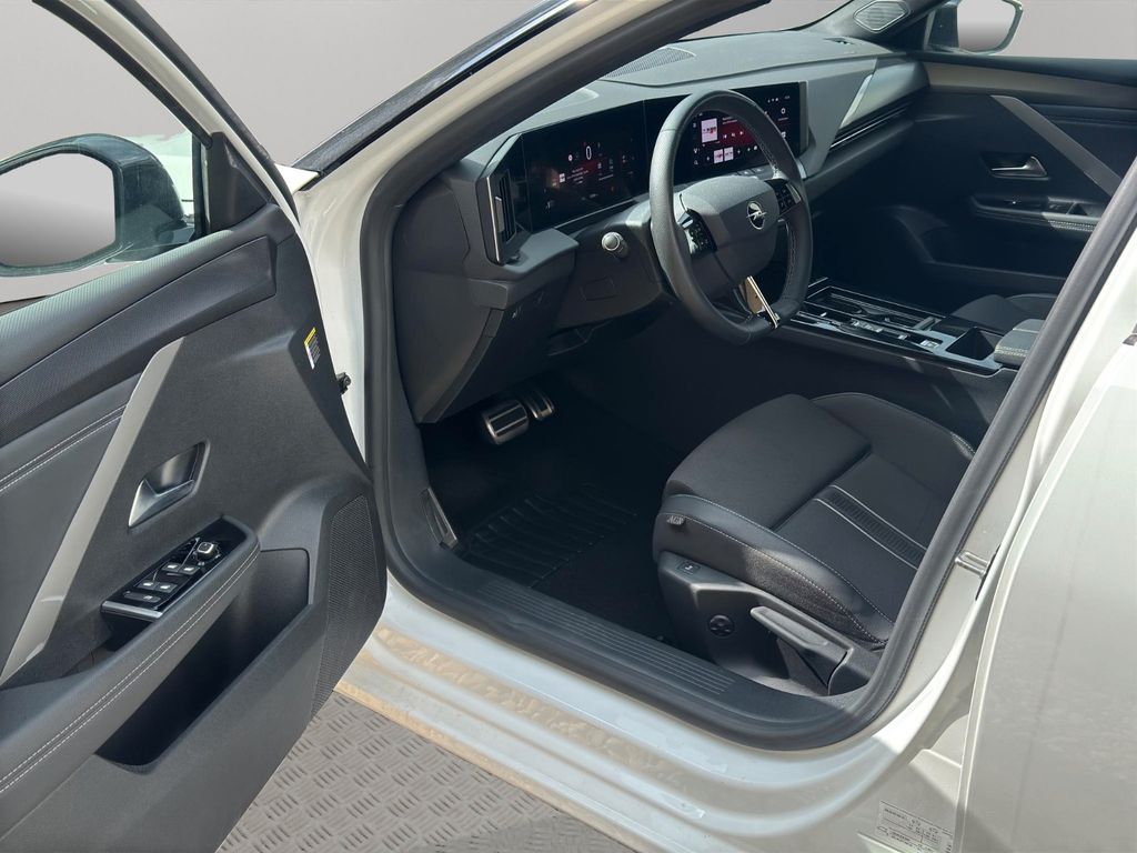 Opel Astra 2023