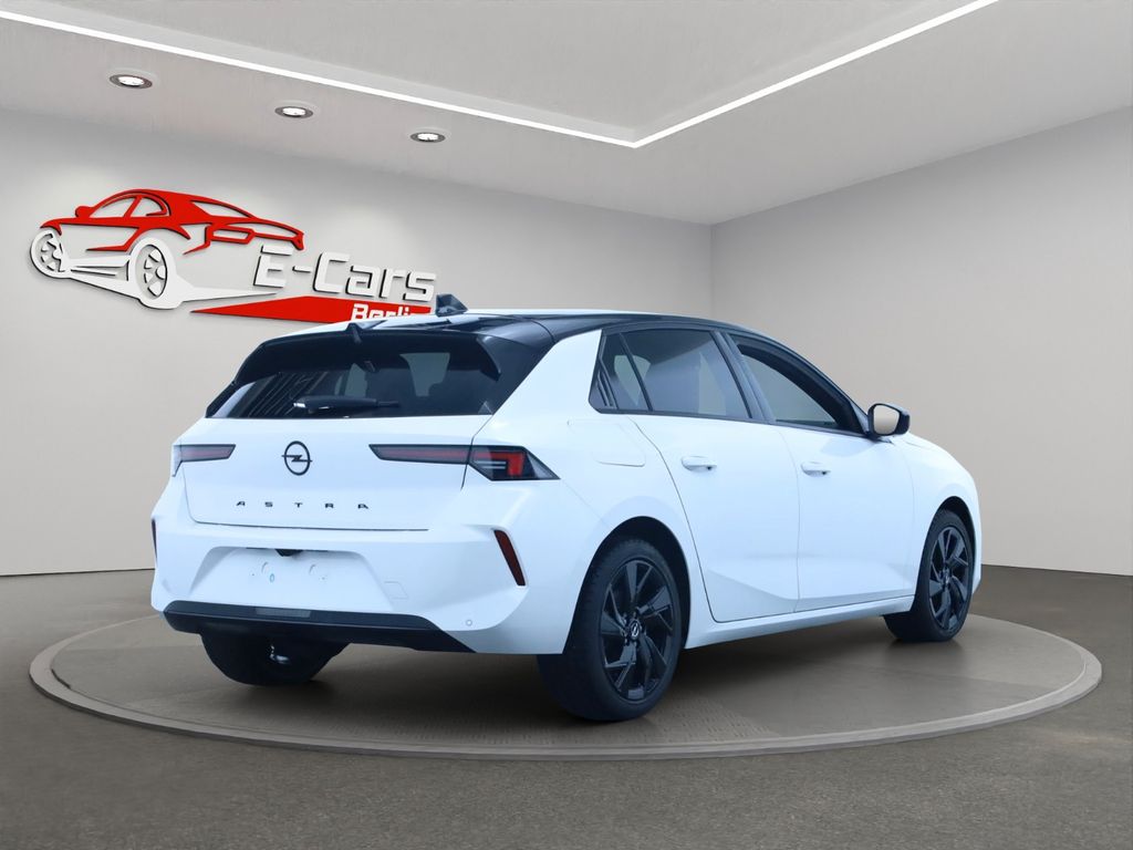 Opel Astra 2023