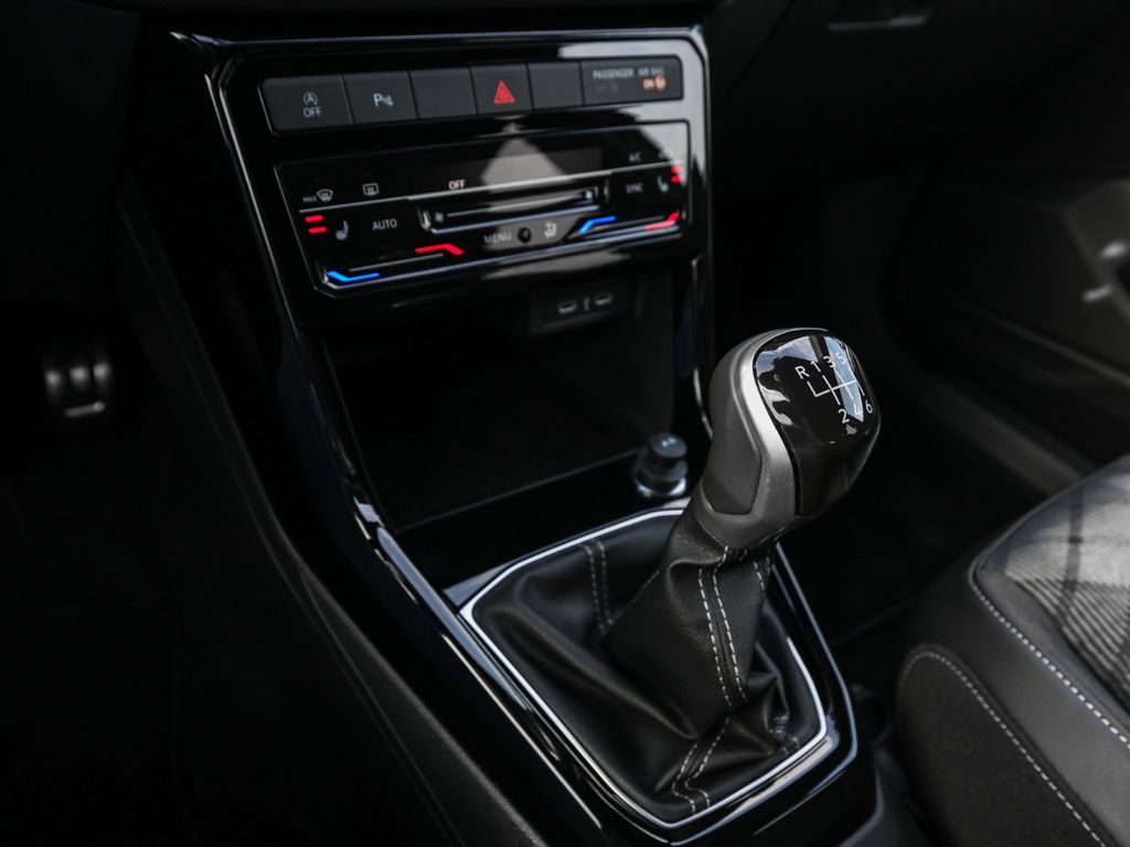 Volkswagen T-Cross 2024