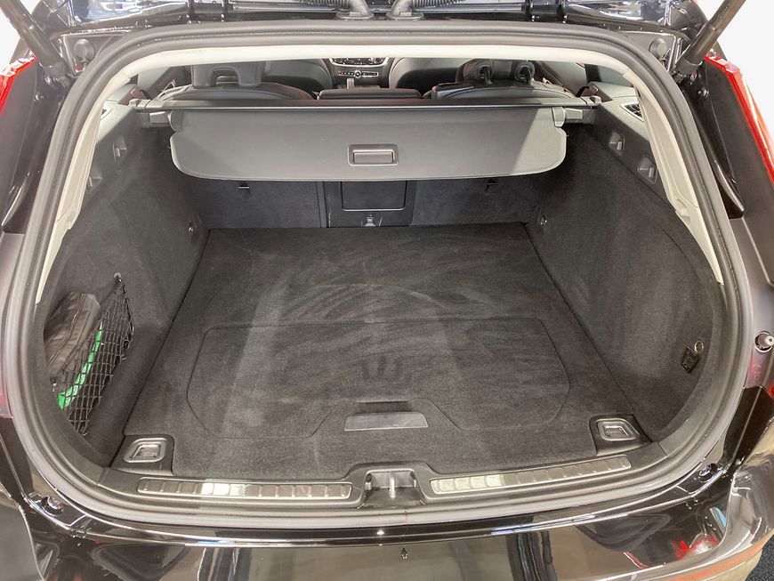 Volvo V60 Cross Country 2023