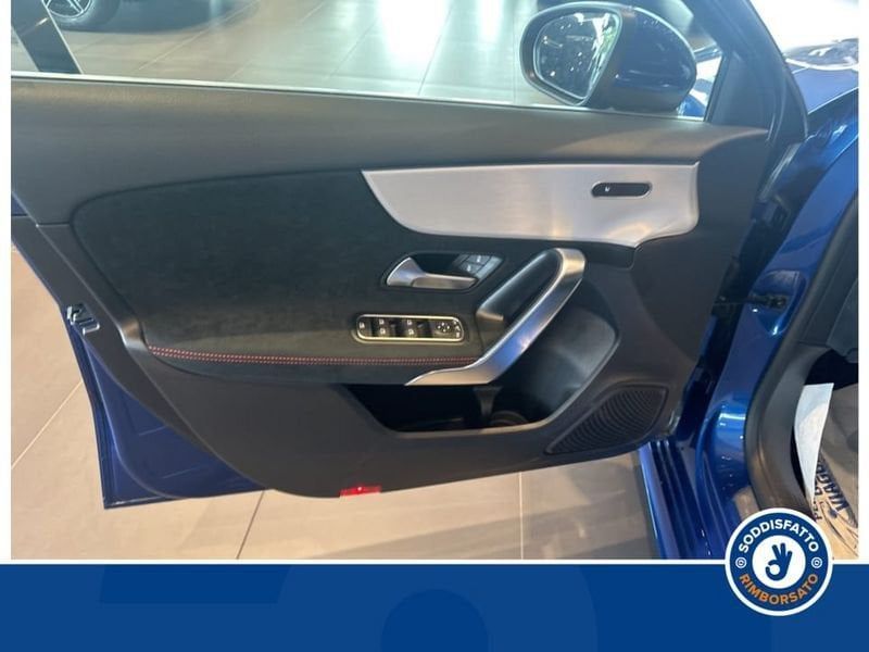 Mercedes-Benz A 180 2024