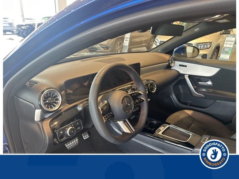 Mercedes-Benz A 180 2024