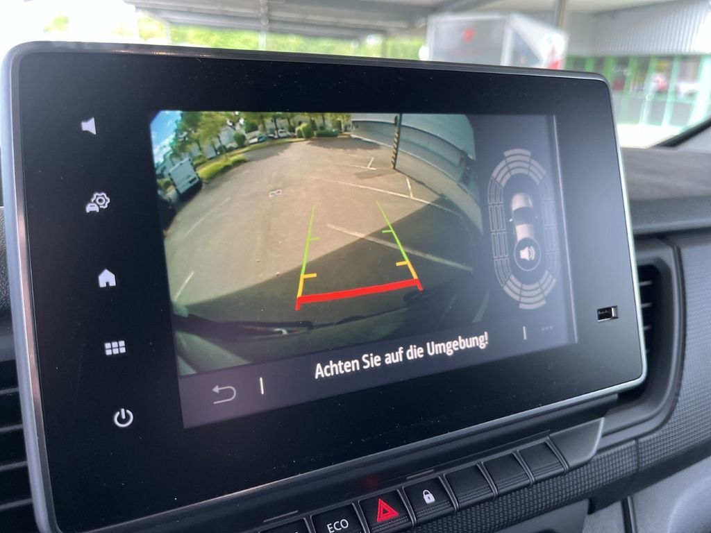 Nissan Primastar 2024