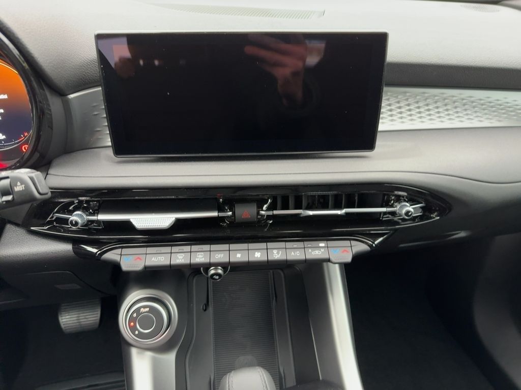 Alfa Romeo Tonale 2025