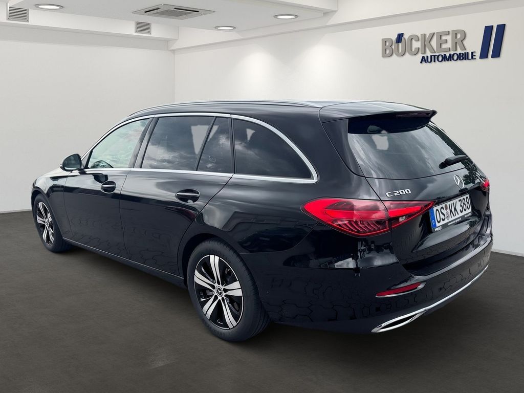 Mercedes-Benz C 200 2025