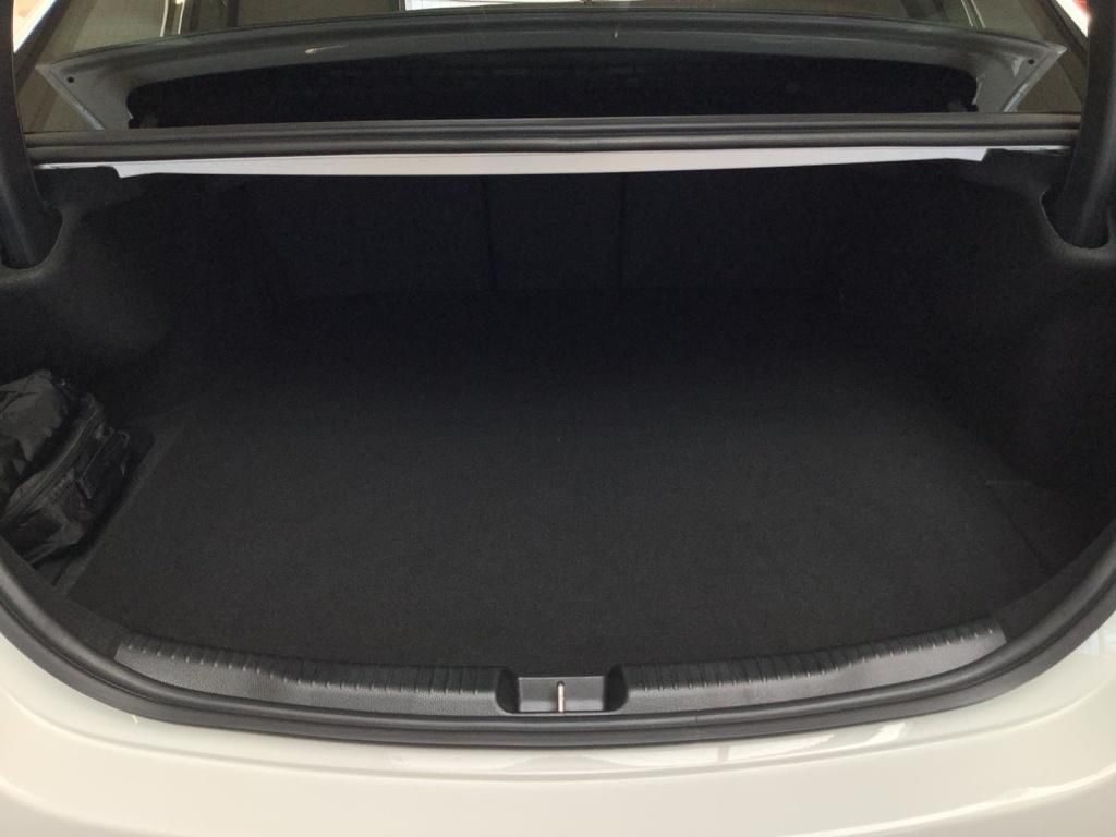 Mercedes-Benz C 300 2024