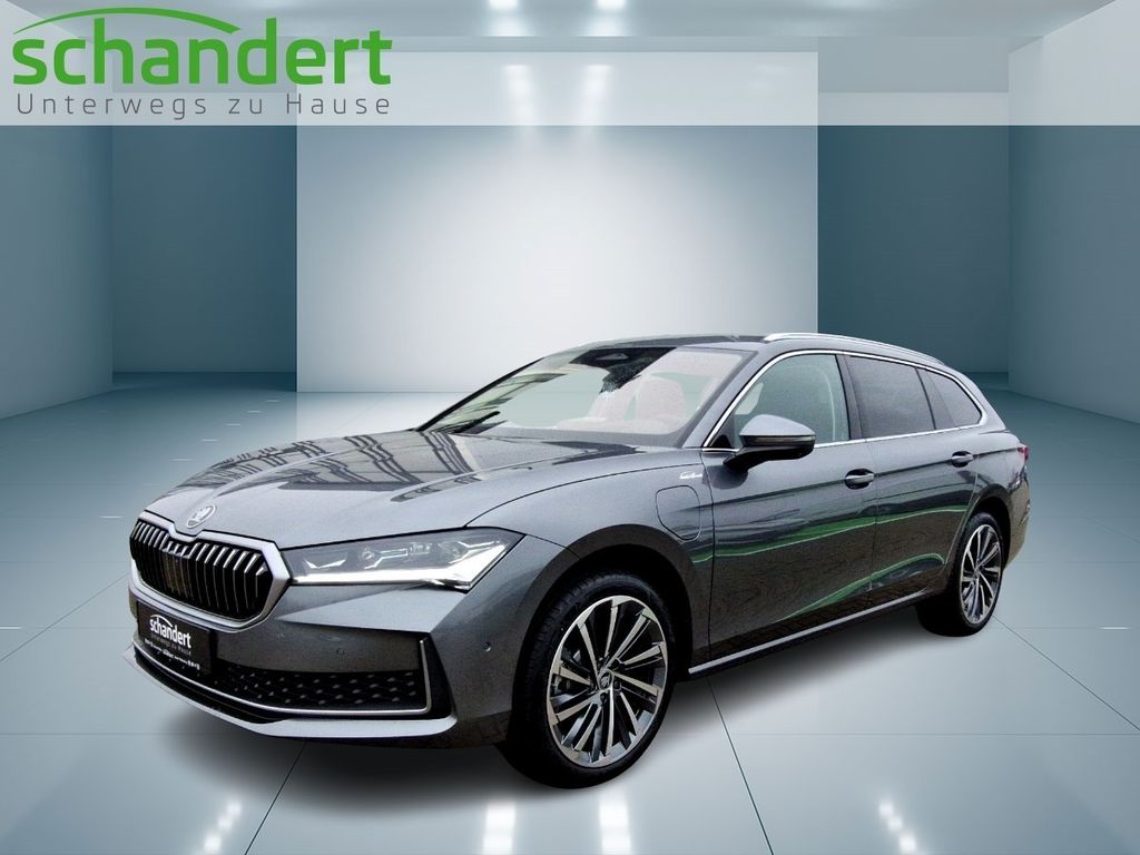 Skoda Superb 2025