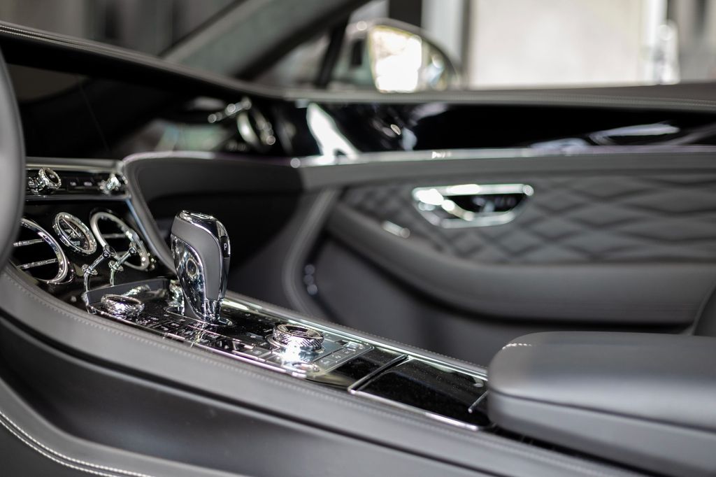Bentley Continental GT 2024