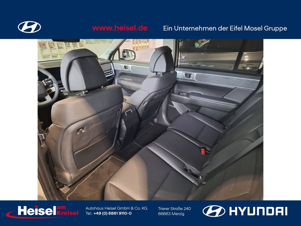 Hyundai SANTA FE 2025