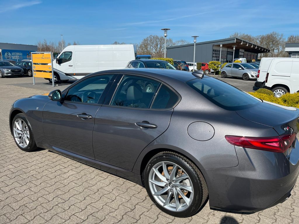 Alfa Romeo Giulia 2024