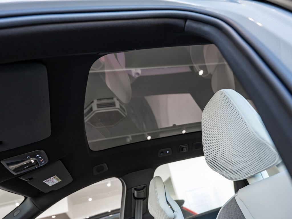 Volvo EX90