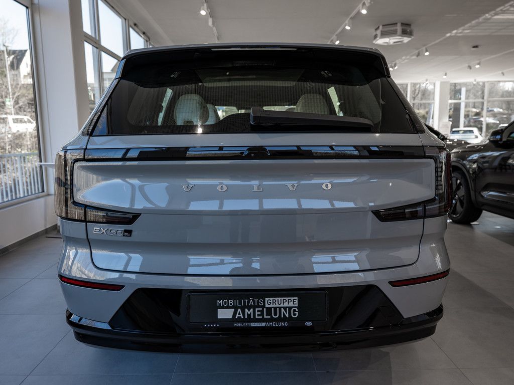 Volvo EX90