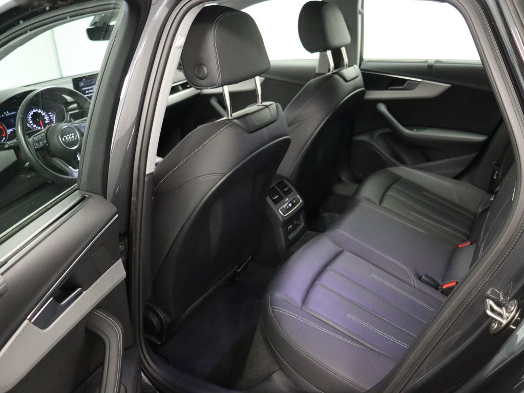 Audi A4 2022