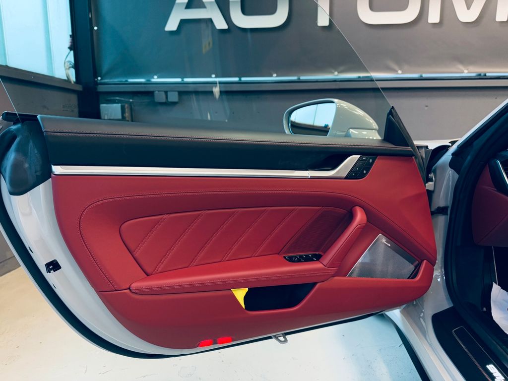 Porsche 992 2024