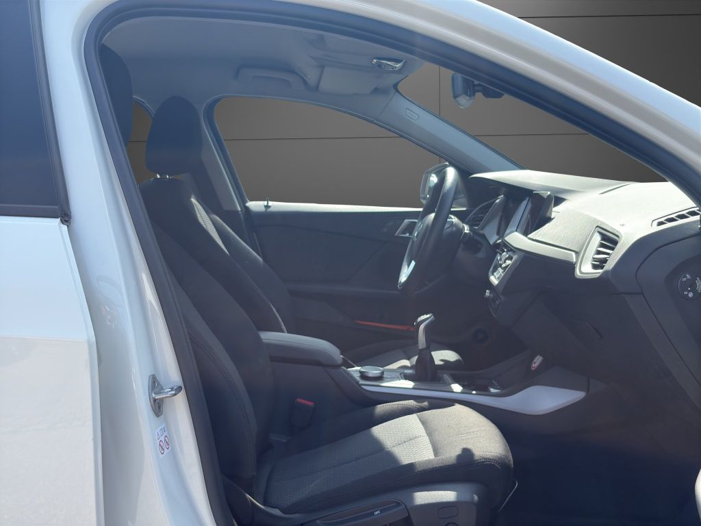 BMW 116 2024