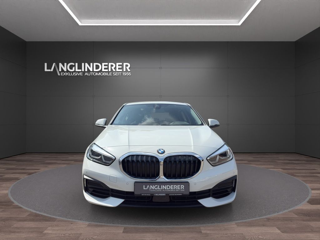 BMW 116 2024