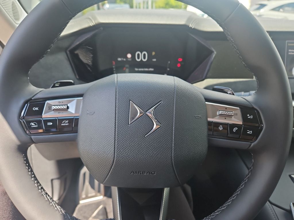 DS Automobiles DS4 2025